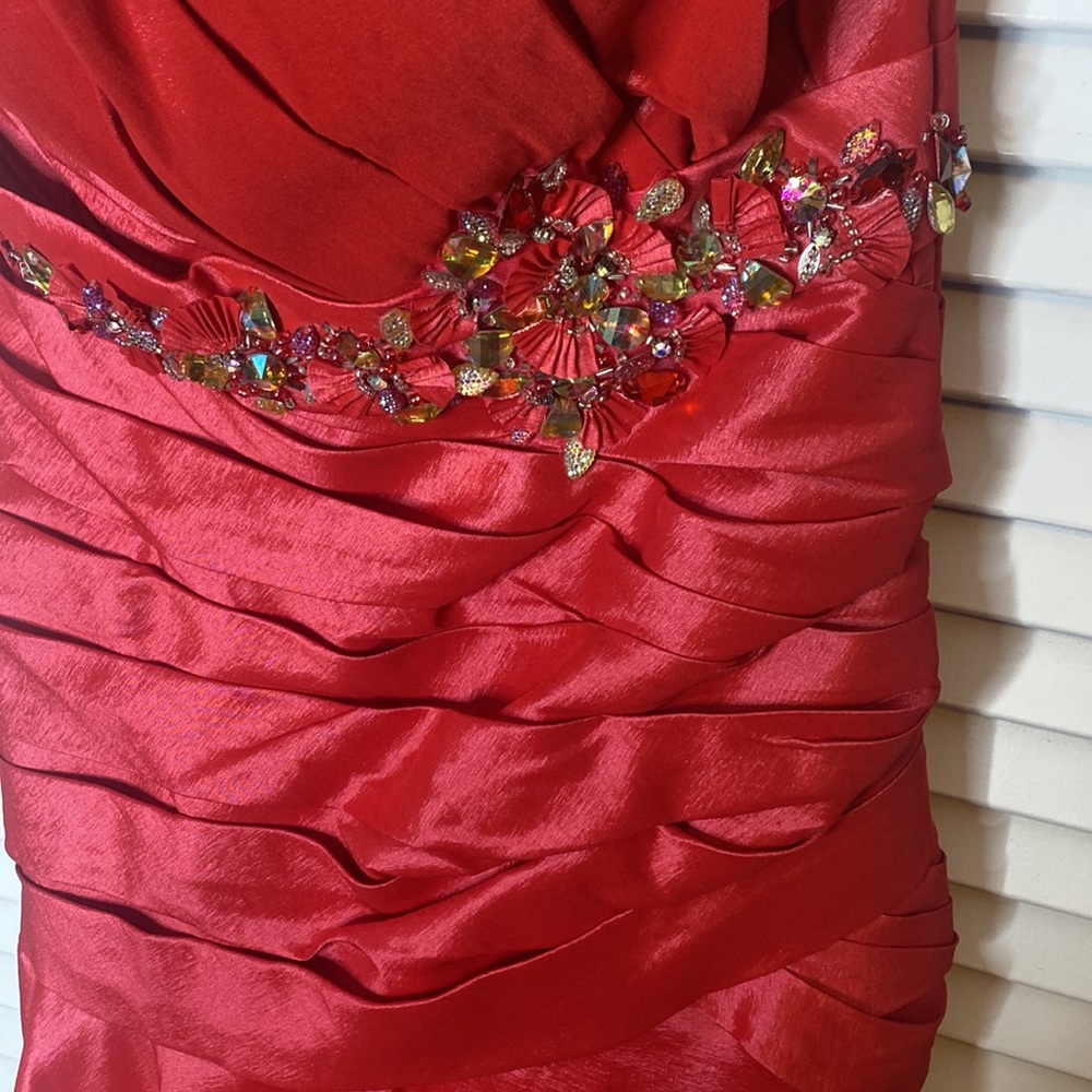 Riva Designs Red Strapless Prom Dress - Picture 3 of 11